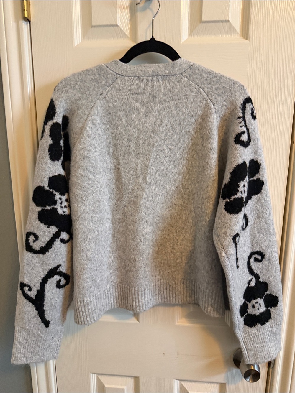 Free Assembly Gray Floral Button-Up Cardigan Sweater - Picture 5 of 6